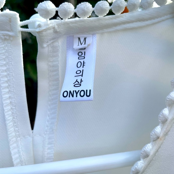 Elegant Blouse, Never Before Worn!!! - Picture 3 of 8